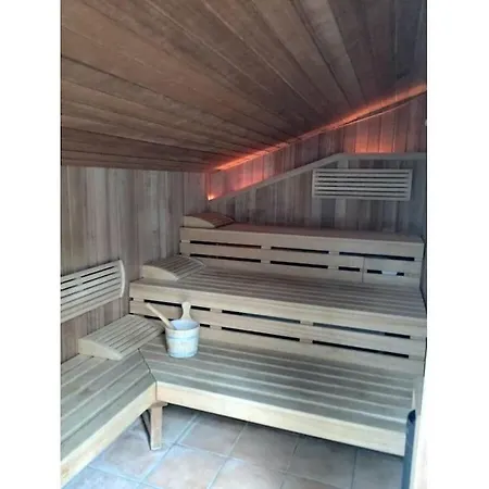 With 2 Bedrooms 펜션 Schönhagen